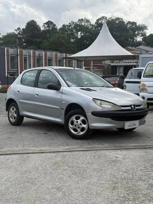 PEUGEOT 206 1.0 SELECTION 16V GASOLINA 4P MANUAL